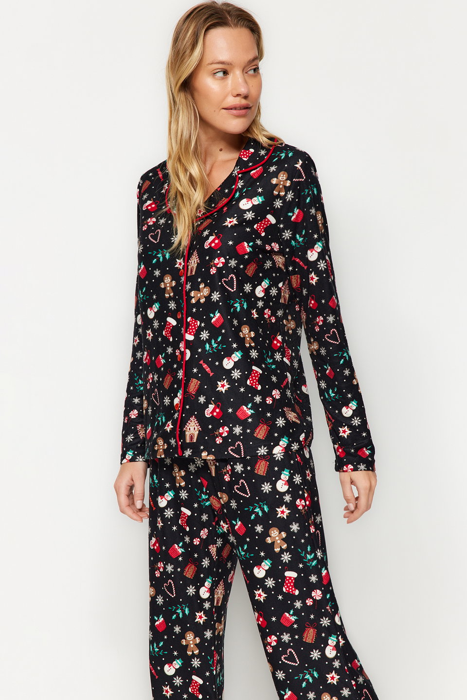 Soft Feeling Christmas Themed Knitted Pajama Set THMAW24PT00051