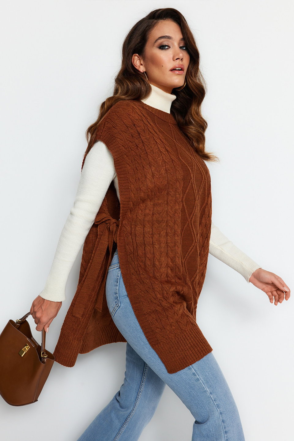 Tie Waist Braided Knitwear Sweater TCTAW22UV0018