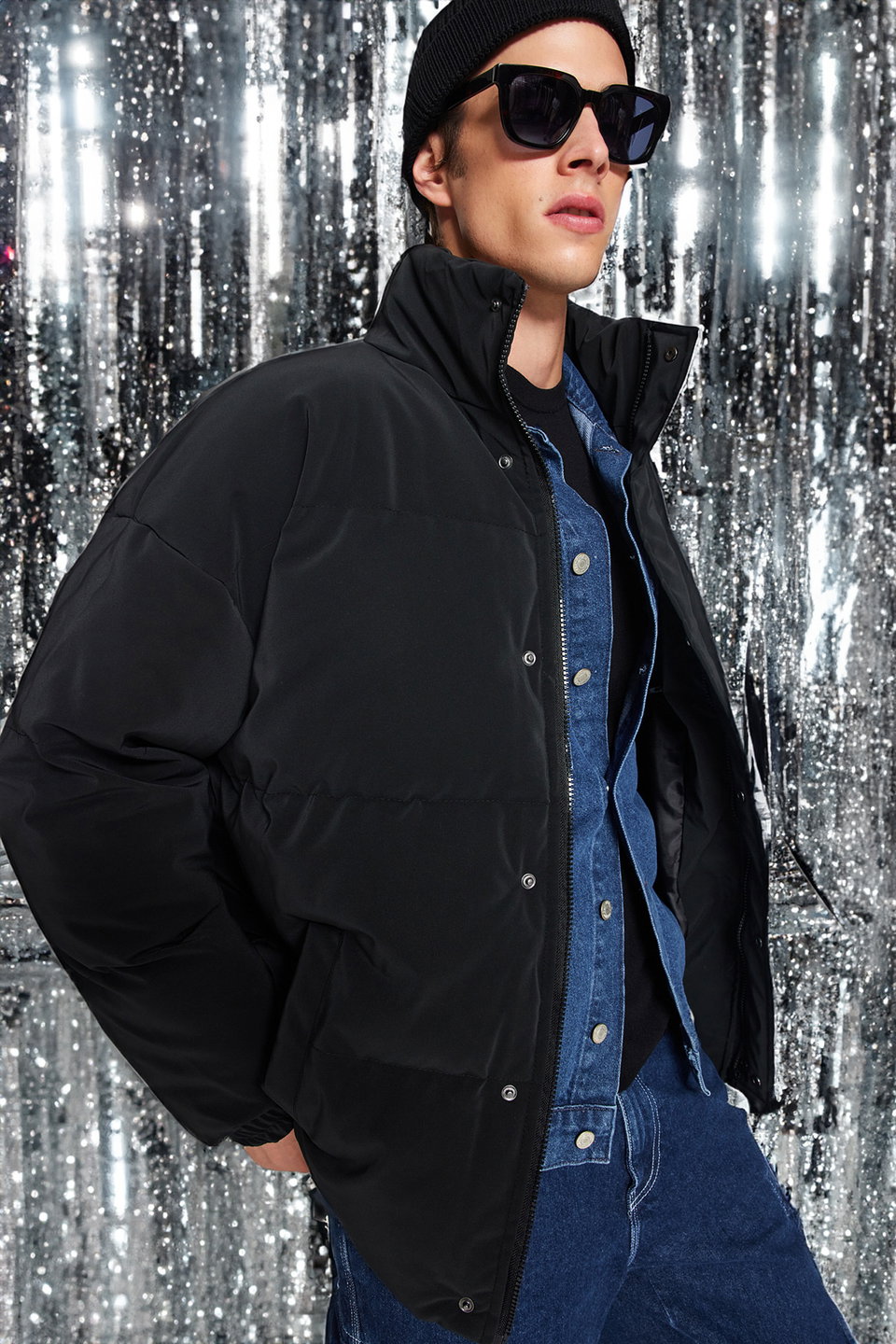 Oversize Fit Stand Collar Winter Puffer Coat TMNAW24MO00012