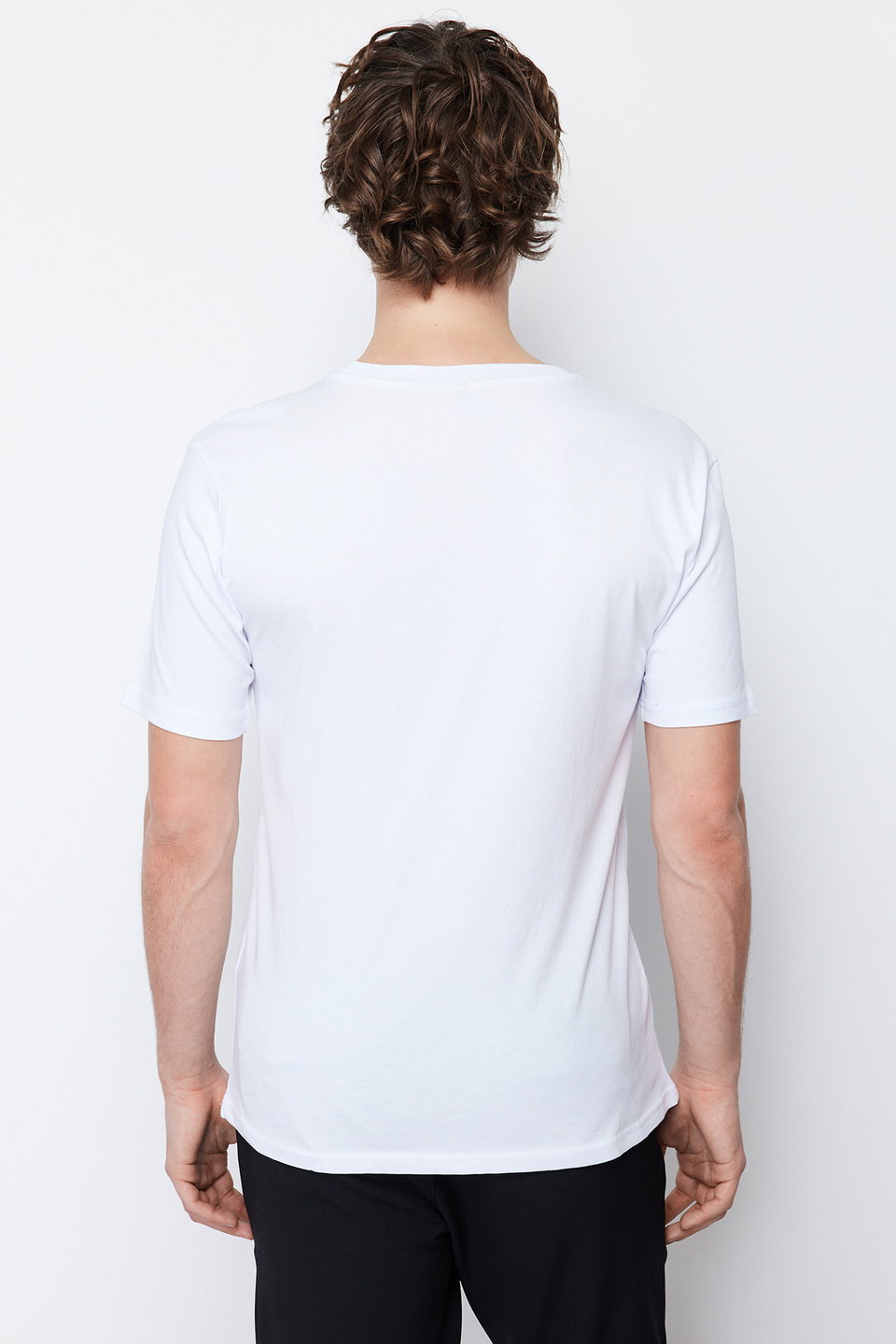 Basic Slim/Slim Cut 100% Cotton Short Sleeve Crew Neck T-Shirt TMNSS19BO0001