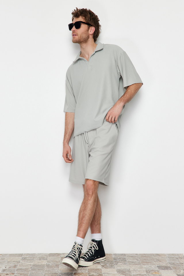Stone - Premium Smoke Oversize/Wide Cut Textured Wrinkle-Free Ottoman Shorts TMNSS24SR00037