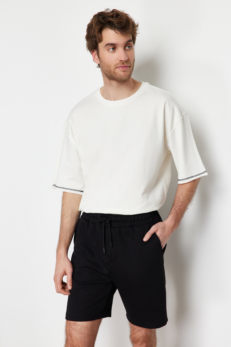 Regular Cut Basic Shorts TMNSS24SR00026