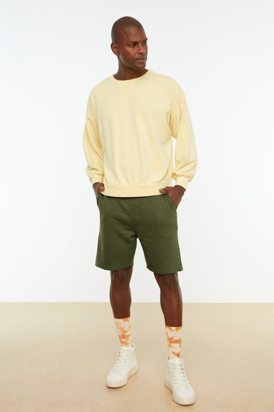 Regular/Normal Cut Basic Shorts&Bermuda TMNSS20SR0068