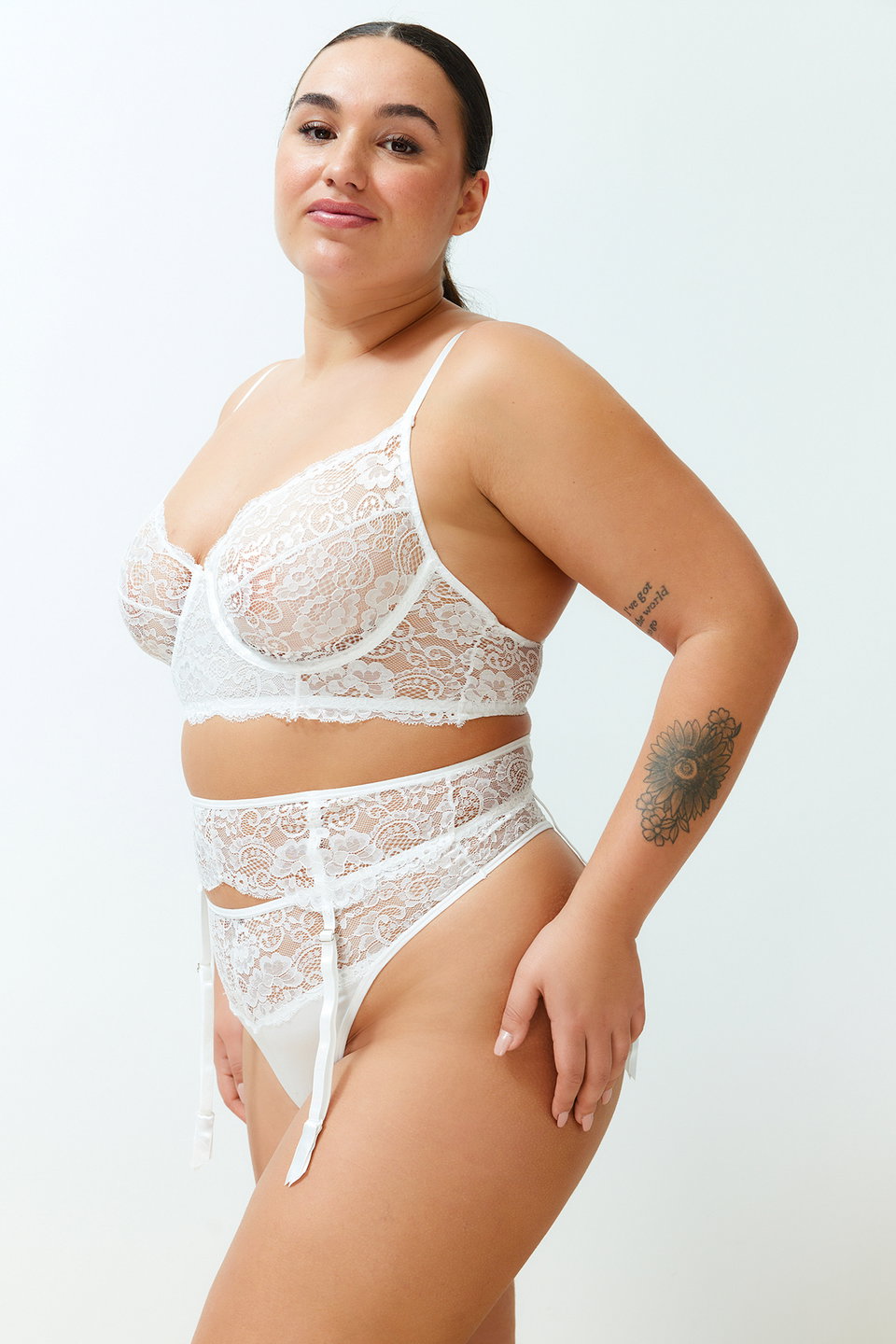 Underwire Bridal Plus Size Lingerie Set with Garter Tbbss24Dg00007