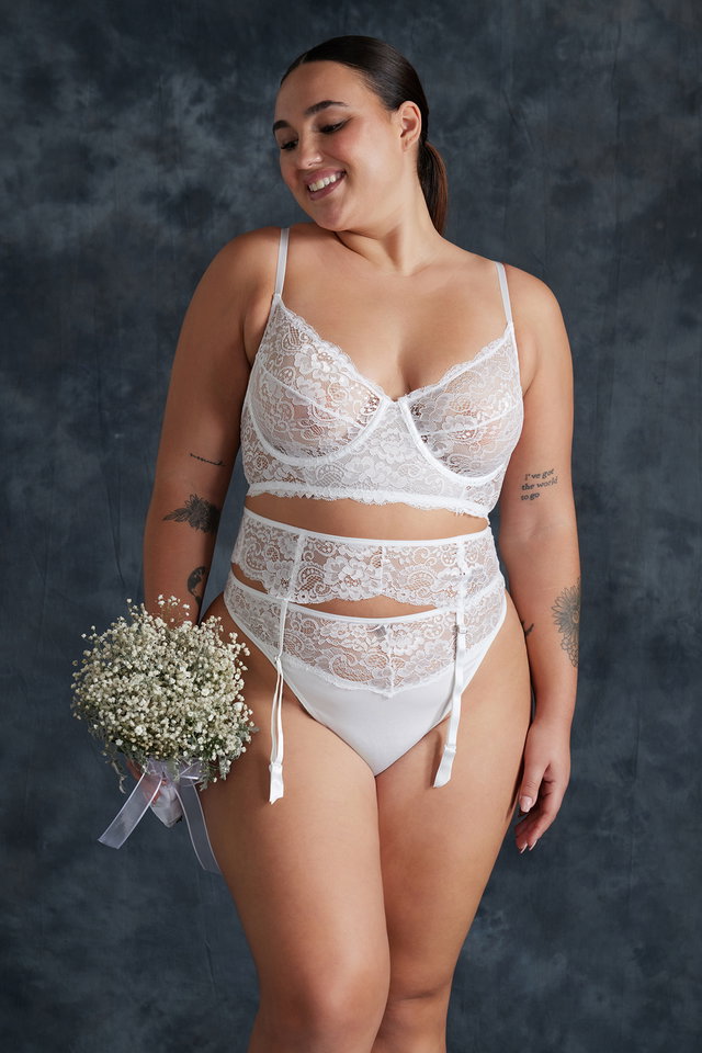 White - White Underwire Bridal Plus Size Lingerie Set with Garter Tbbss24Dg00007