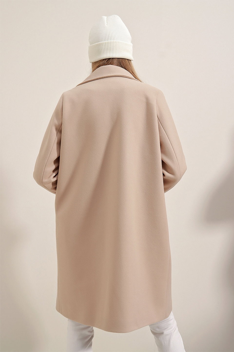 9085 Cachet Coat