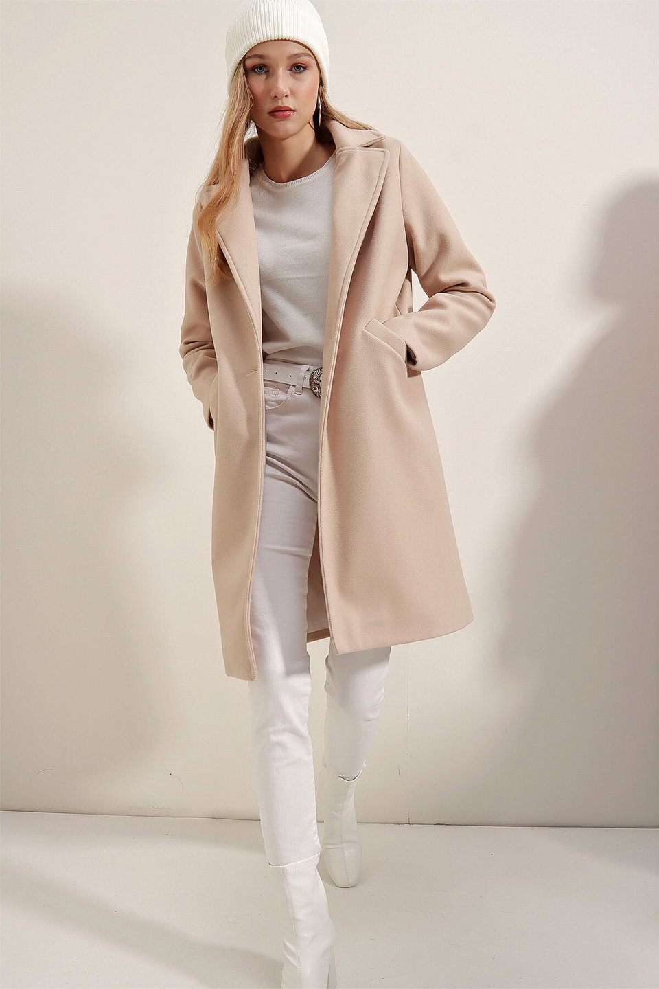 9085 Cachet Coat