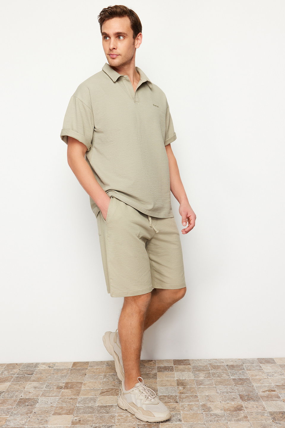 Oversize Fit Knitted Comfortable Fabric Shorts TMNSS24SR00051