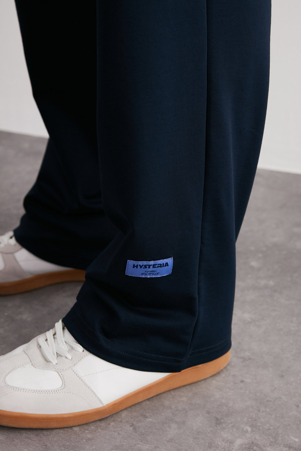 Oversize/Relaxed Fit Elastic Waist Sweatpants with Label TMNSS24EA00006