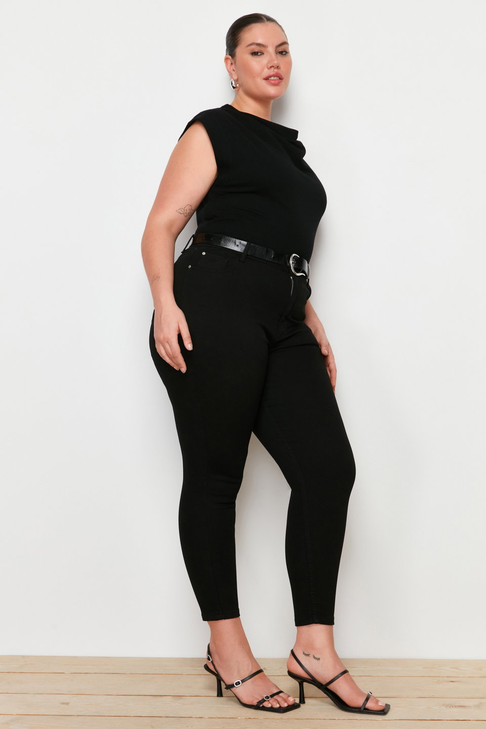 Non-Fading High Waist Stretchy Plus Size Skinny Jeans Tbbaw23Cj00061