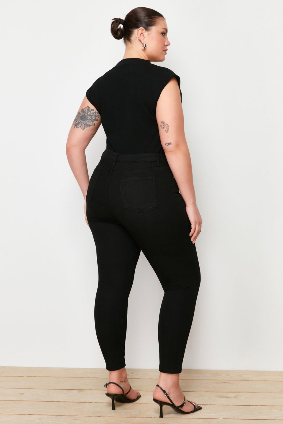 Non-Fading High Waist Stretchy Plus Size Skinny Jeans Tbbaw23Cj00061