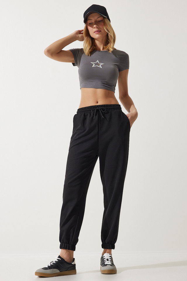 Black - Women's Teak Green Sweatpants With Pockets CR00327