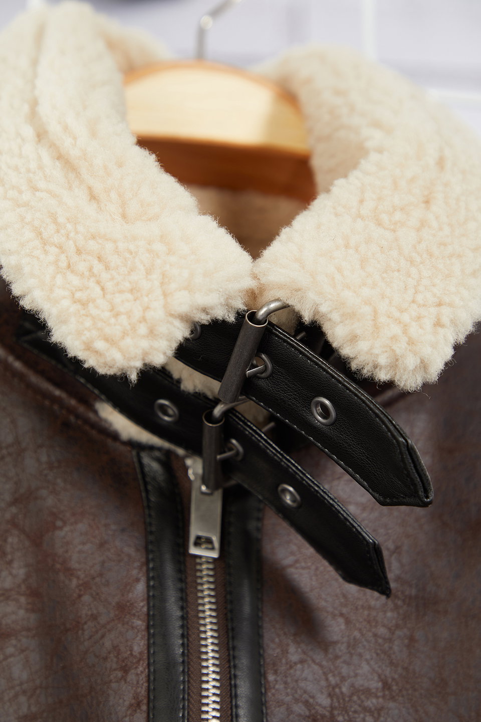 Men's Regular Fit Winter Coat with Fur Inside TMNAW25MO00013