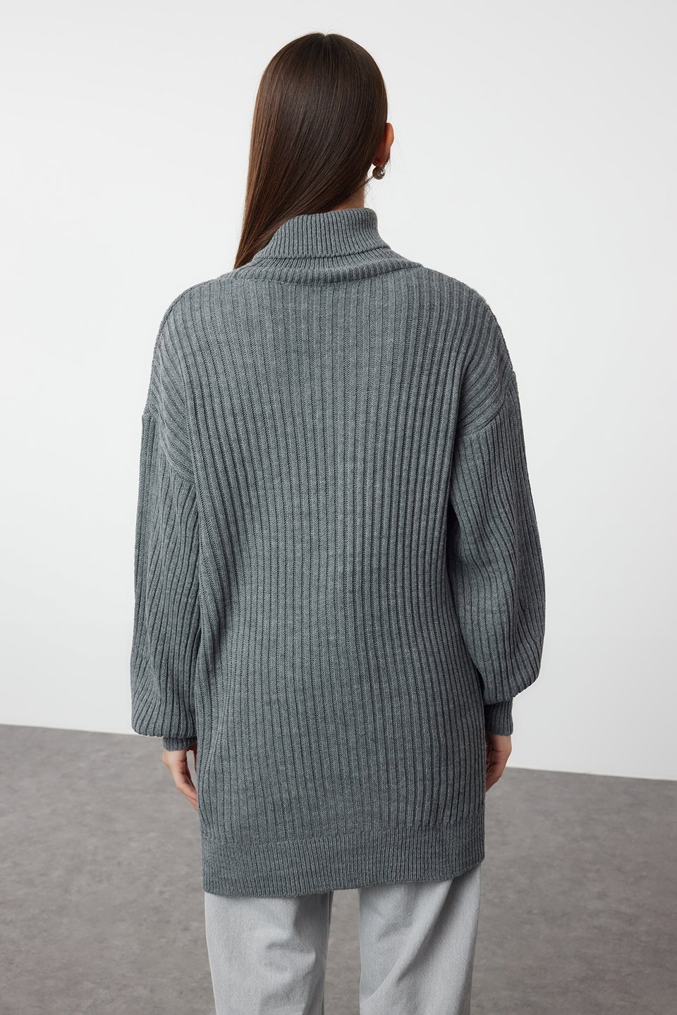Ribbed Basic Knitwear Sweater TCTAW25AK00009