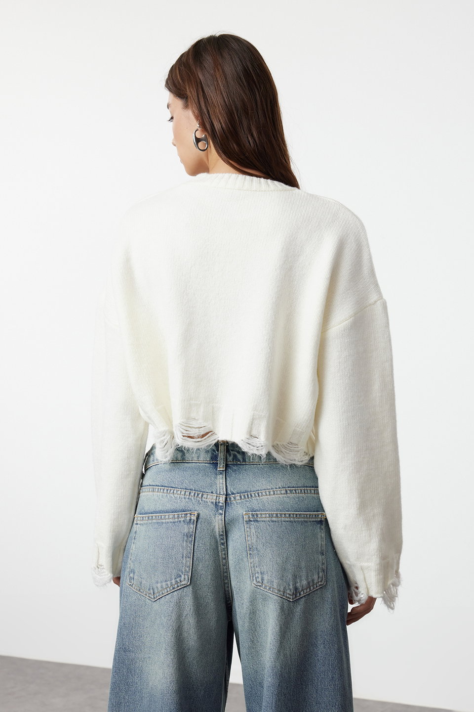 Crop Wide Pattern Soft Textured Draped Detail Knitwear Sweater TWOAW24KZ00319