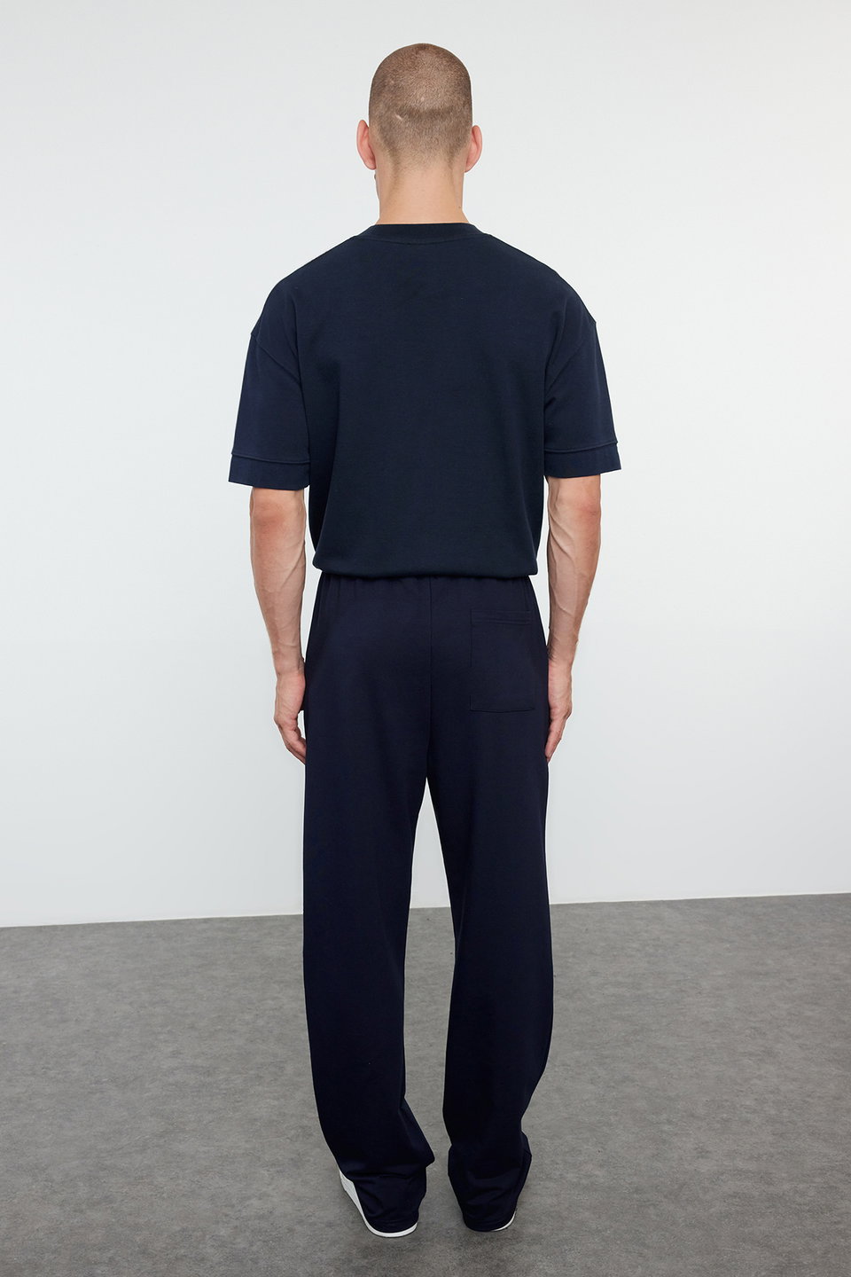 Oversize/Relaxed Fit Elastic Waist Sweatpants with Label TMNSS24EA00006
