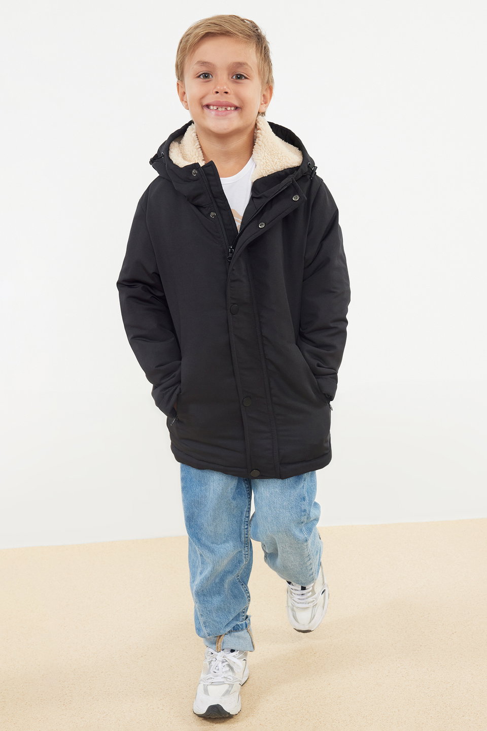 Boy's Hooded Seasonal Pocket Coat TKDAW25MO00008