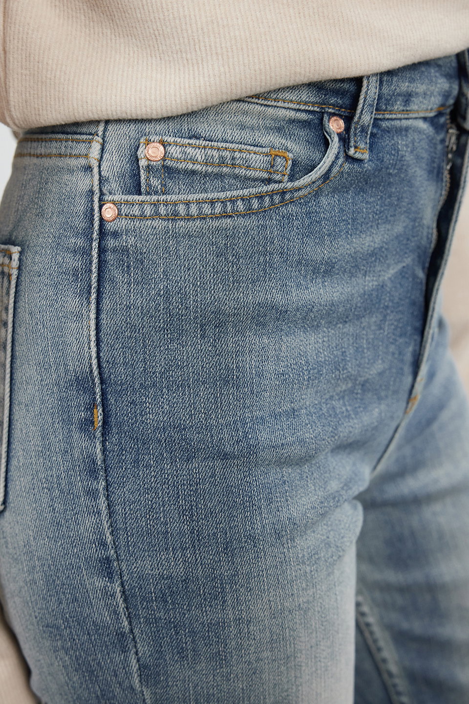 faded effect vintage regular waist comfort/flex spanish leg jeans twoaw25je00096