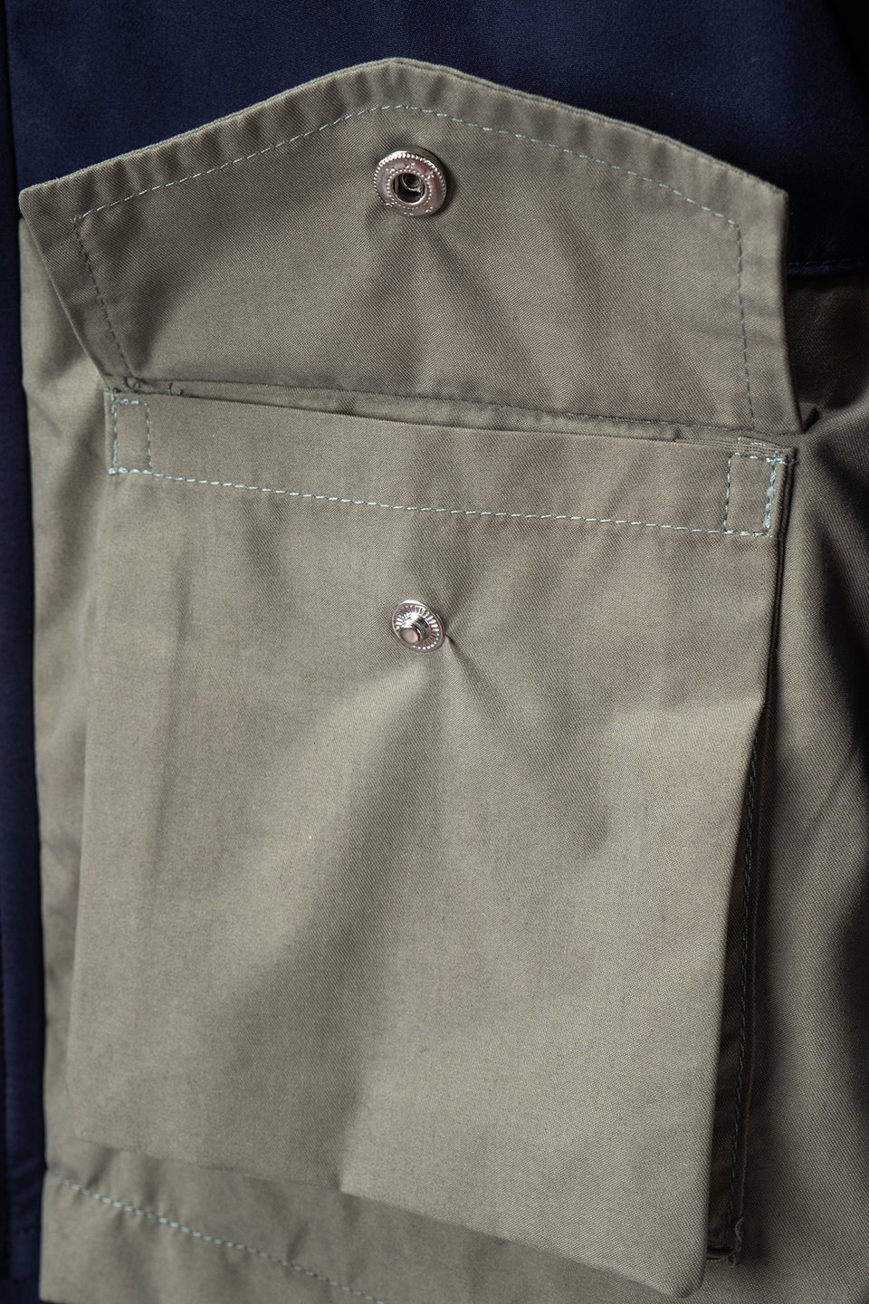 Color Block Water Repellent Hooded Raincoat Jacket TKDAW25CE00000