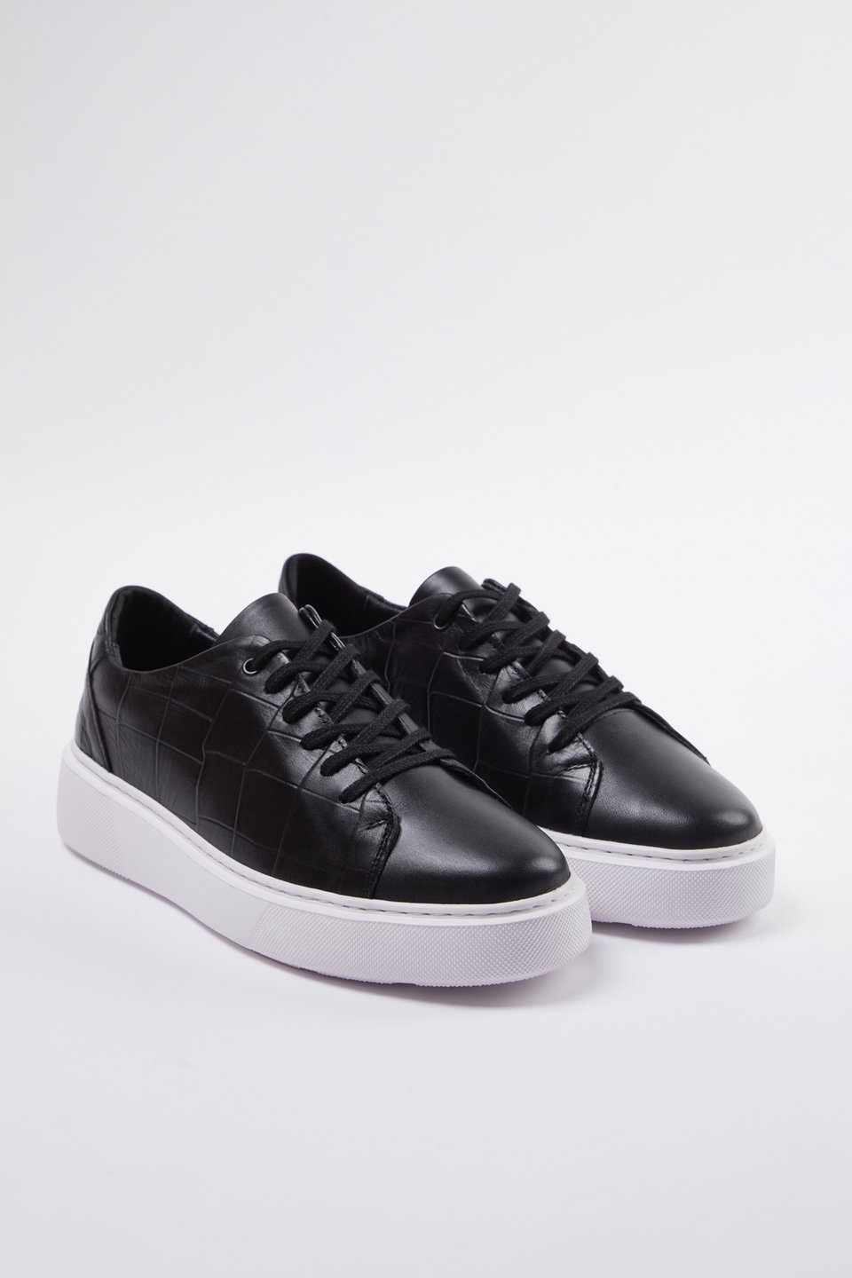 Genuine Leather Crocodile Detailed Men's Sneakers TAKAW25SN00010