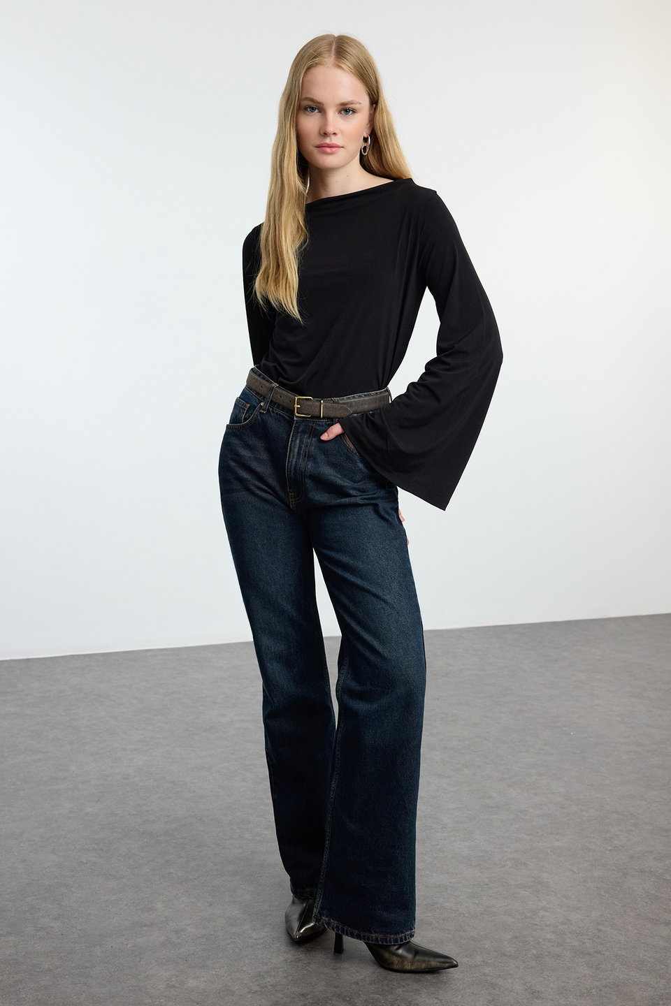 Relaxed/Comfortable Pattern Spanish Sleeve Flexible Knitted Blouse TWOAW25BZ00203