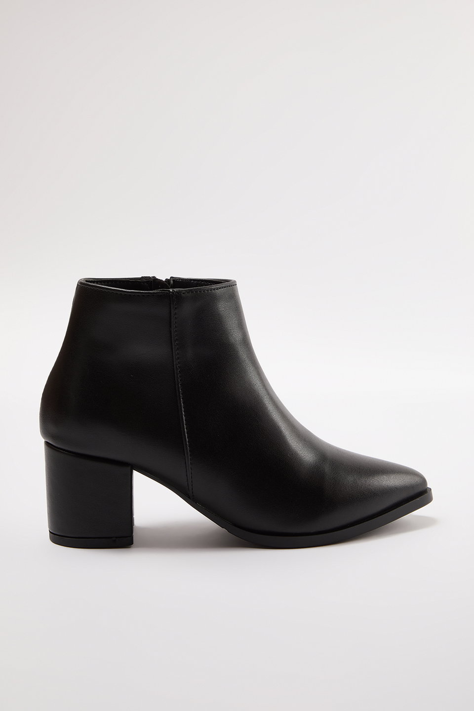 Zippered Block Heel Women's Ankle Boots TAKAW25BO00010