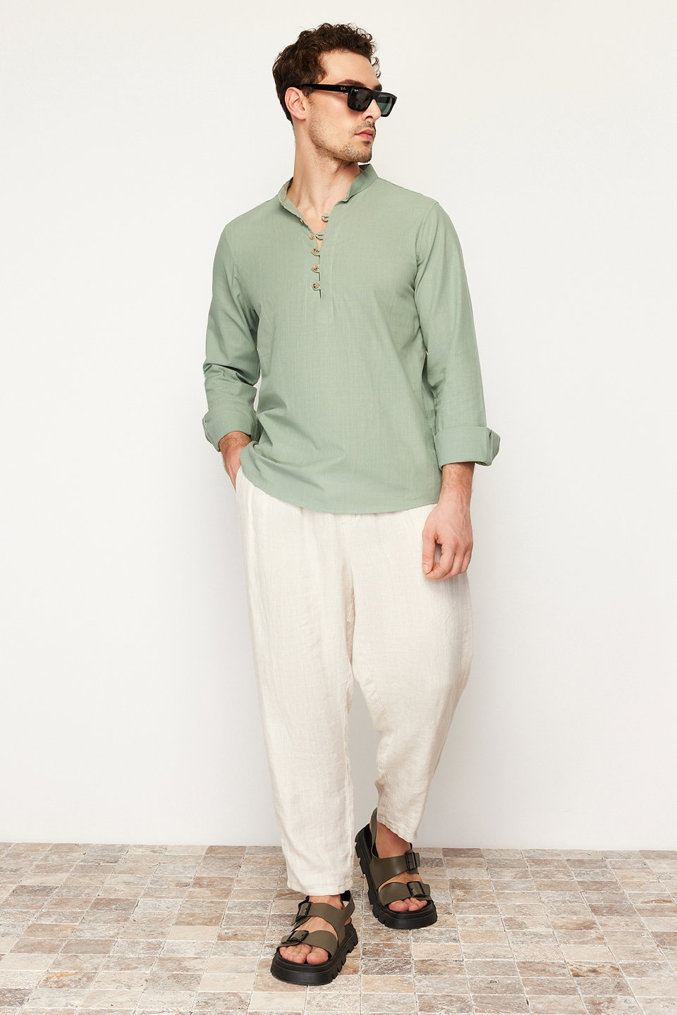Slim Fit Half-Place Button-Up Collar New Shirt TMNSS20GO0097
