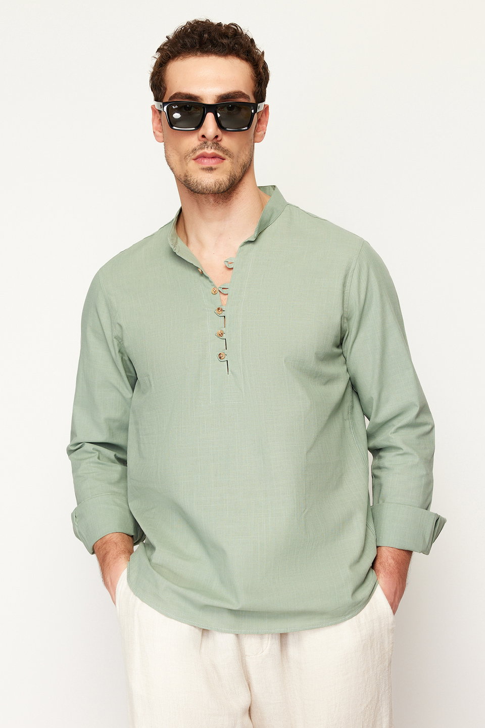 Slim Fit Half-Place Button-Up Collar New Shirt TMNSS20GO0097
