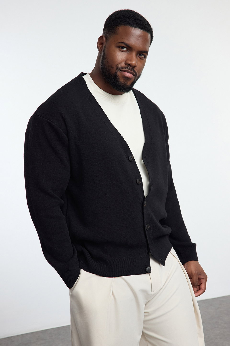 FL Men's Regular V Neck Plain Knitwear Plus Size Cardigan TMNAW25AV00000