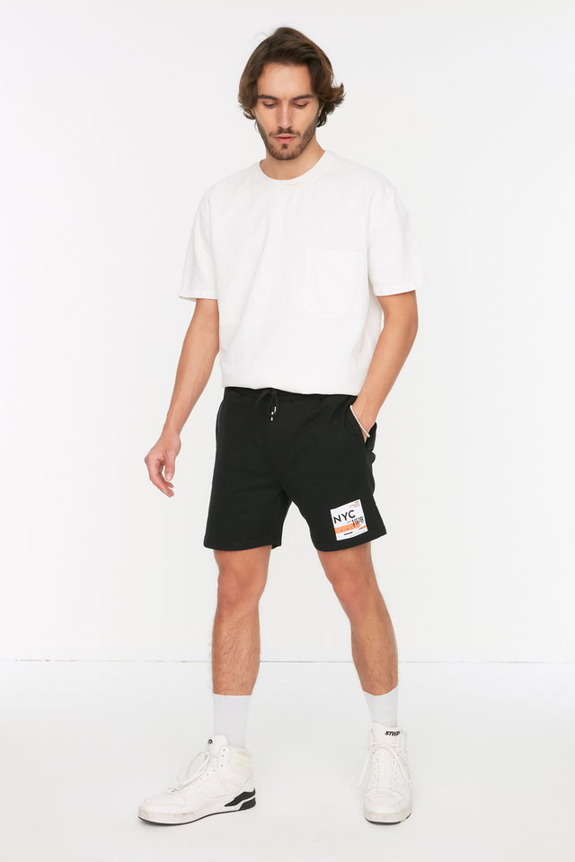 Black - Black Regular Cut Medium Length City Printed Shorts TMNSS22SR0406