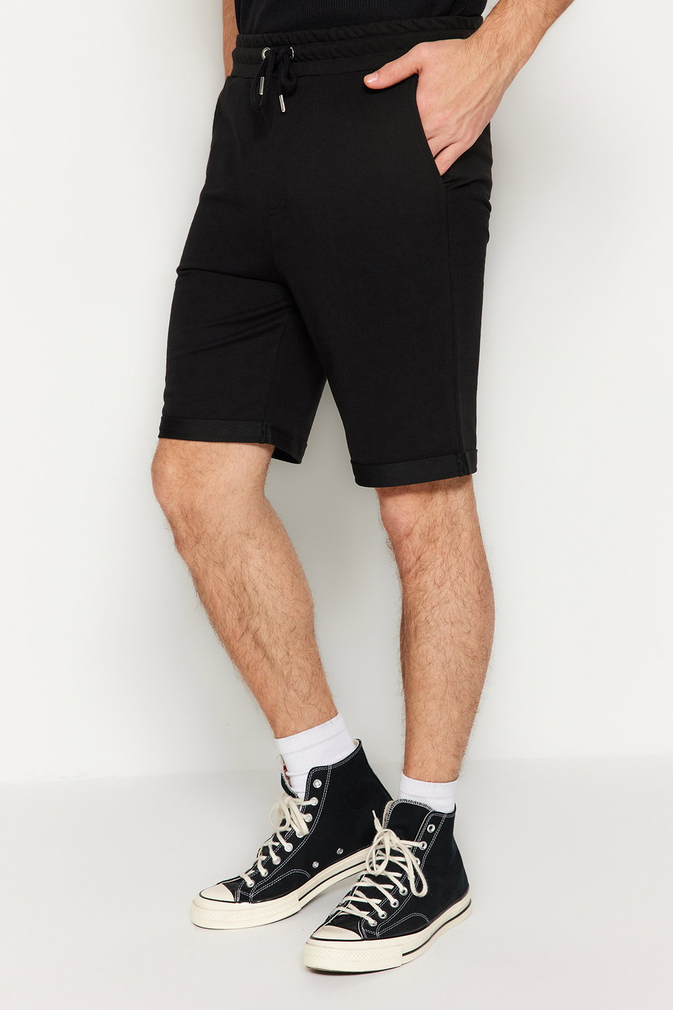 Regular Cut Medium Length Elastic Waisted Lace Up Double Leg Shorts TMNSS21SR0046