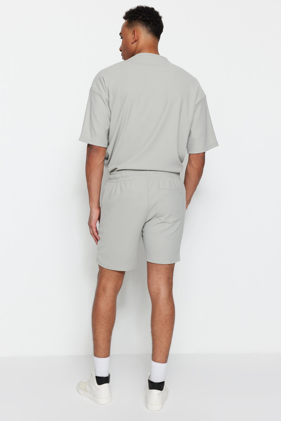 Regular Cut Medium Length Corded Textured Shorts TMNSS23SR00039