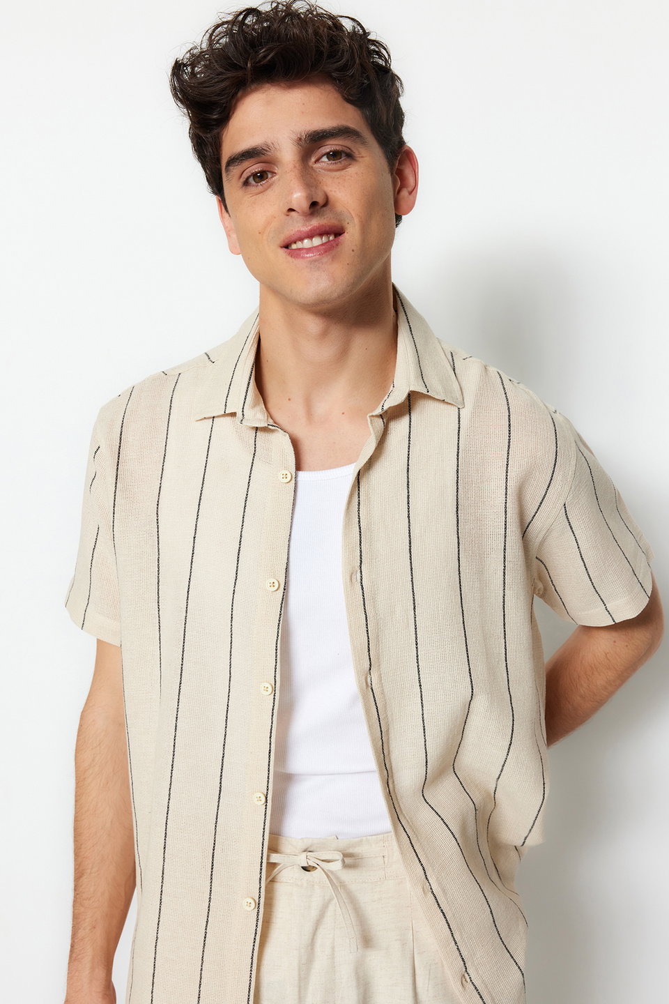 Premium Regular Fit Striped Textured Summer Shirt TMNSS23GO00063