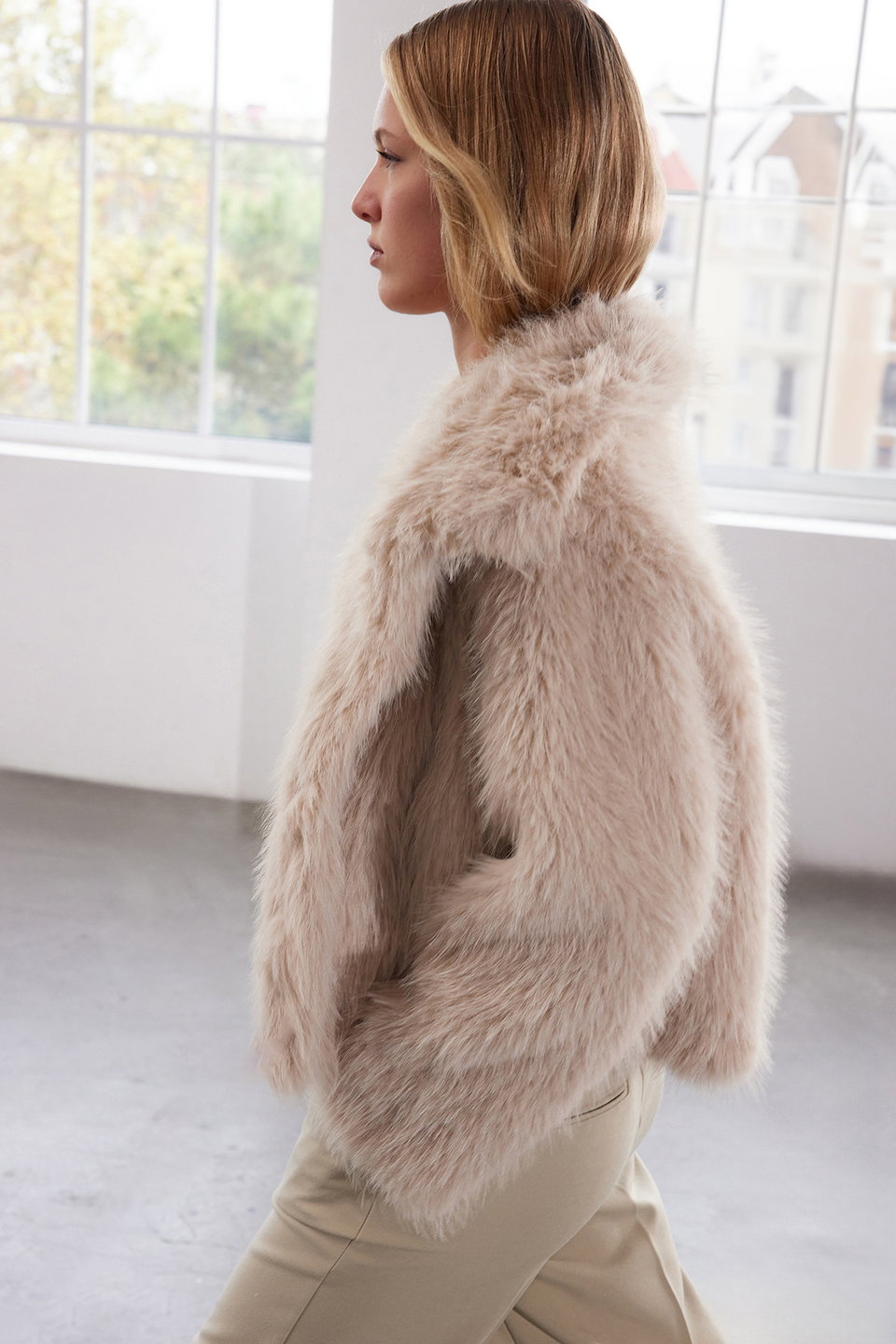 Oversize Mold Fur Coat Twoaw25Mo00035