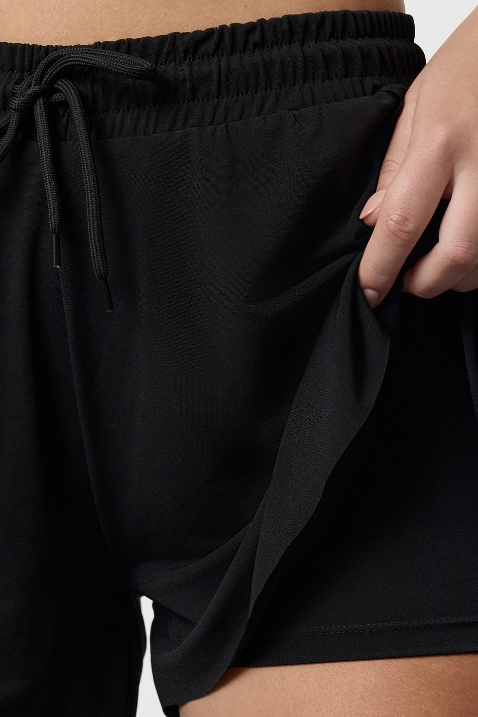 2 Layered Tights Inside Knitted Sports Shorts THMAW25SR00000
