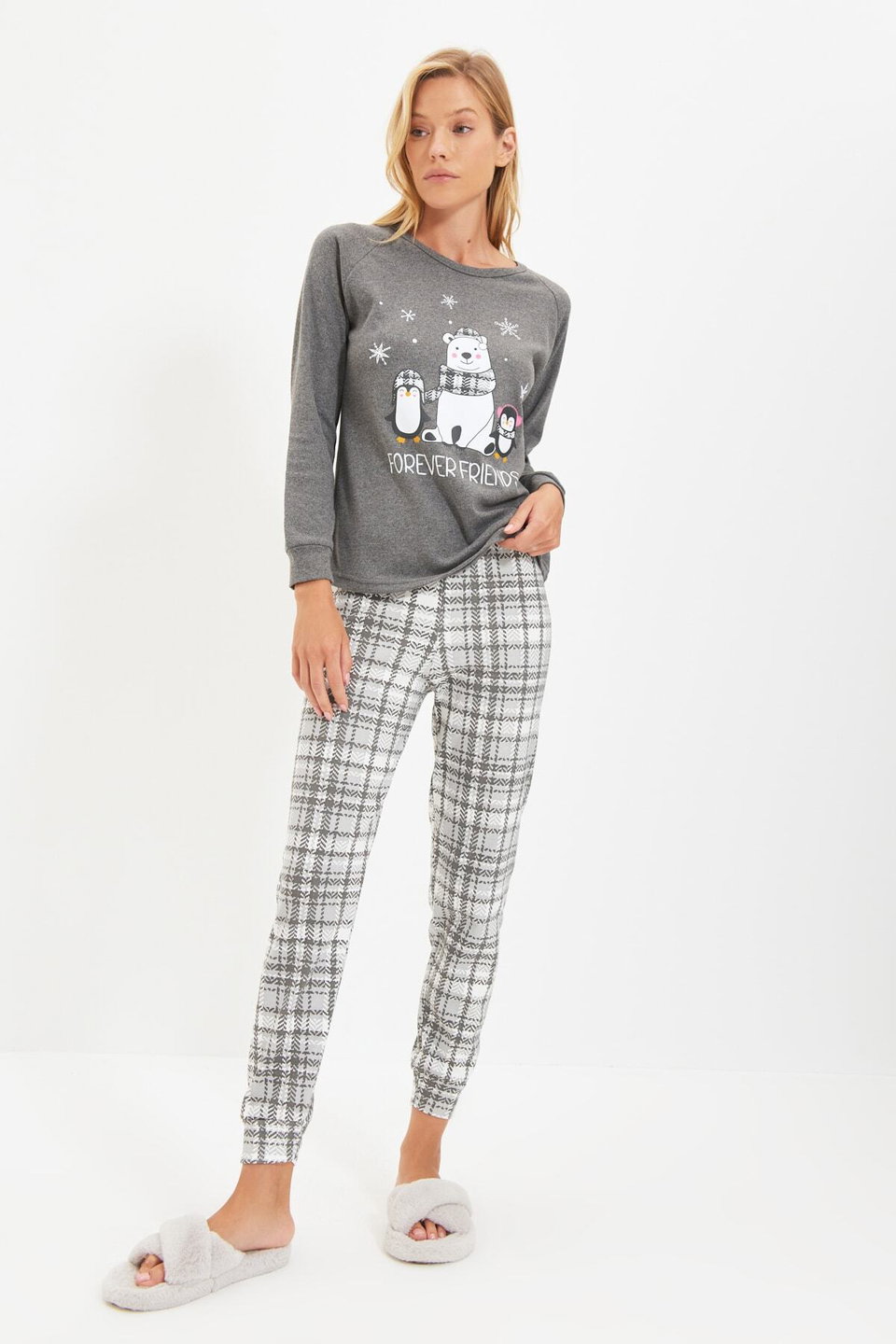 Soft Knitted Pajama Set with Smoked Bear and Penguin Print Plaid THMAW22PT0395