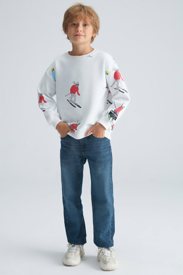 White - Trendon Boy's 3-Thread Raised Print Detailed Round Neck White Sweatshirt