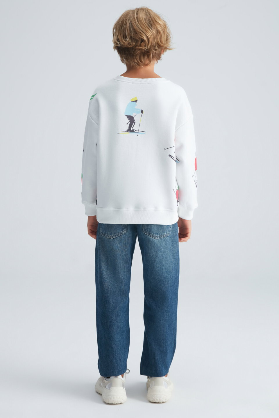 Trendon Boy's 3-Thread Raised Print Detailed Round Neck Sweatshirt