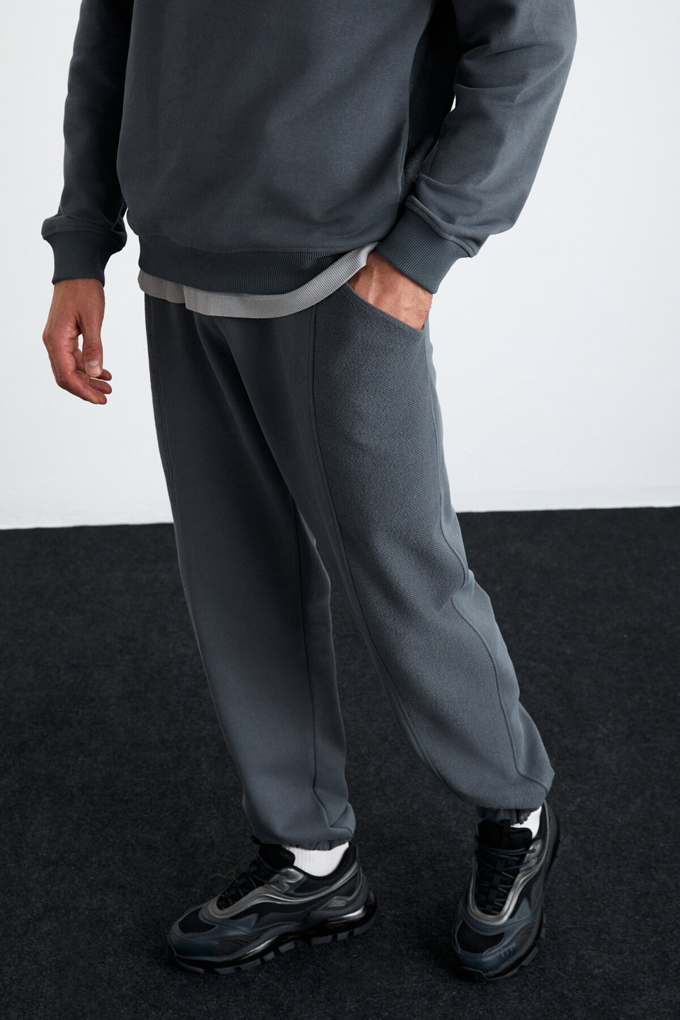 BOSCO Men's 100% Cotton Panelled Elastic Leg Sweatpants