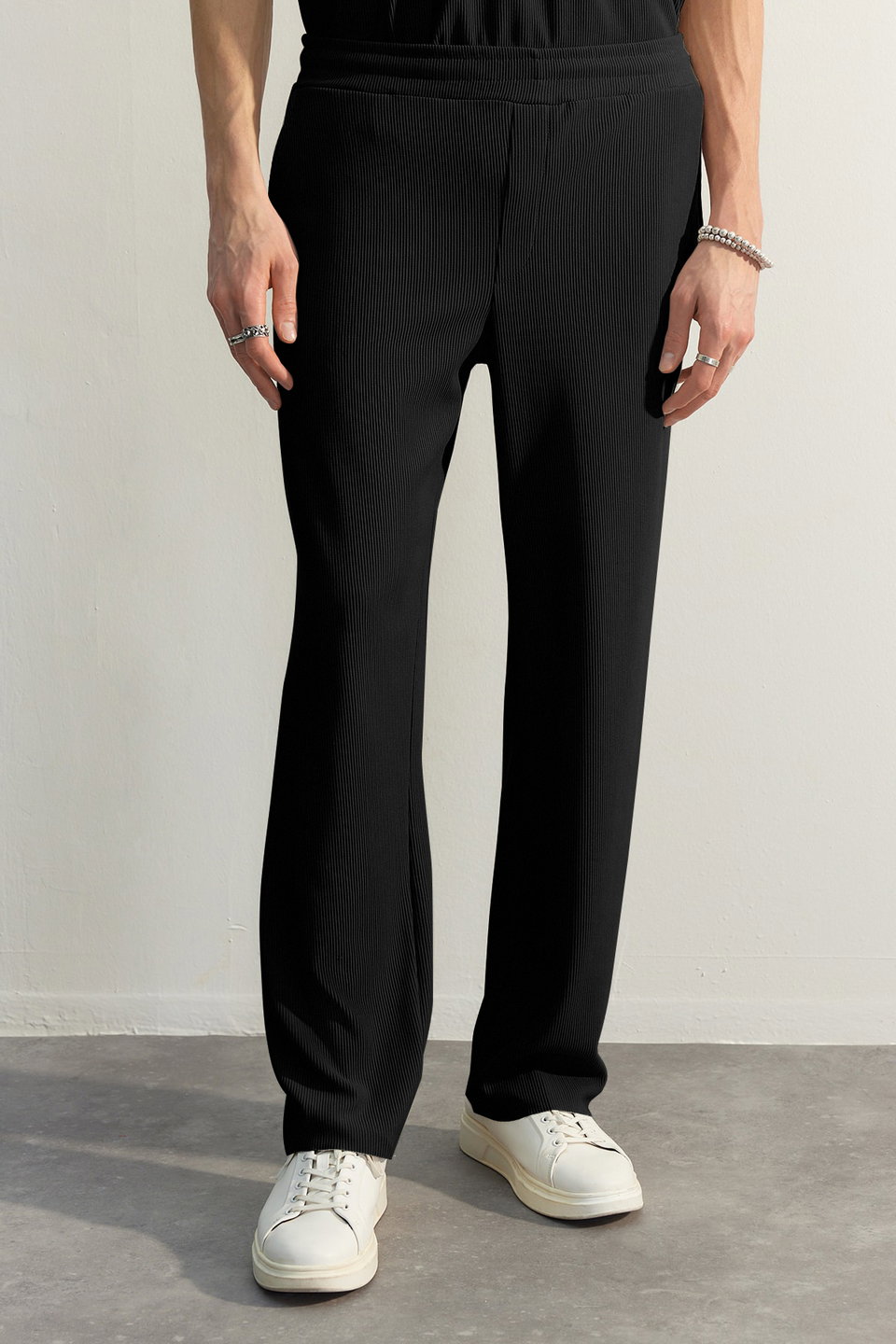 Limited Edition Straight Fit Textured Hidden Drawstring One Piece Sweatpants TMNSS23EA00013