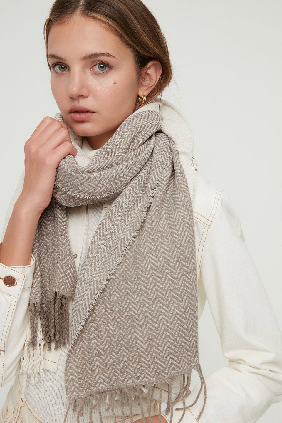 Women's Pattern Block, Soft Textured Scarf TWOAW22AT0052