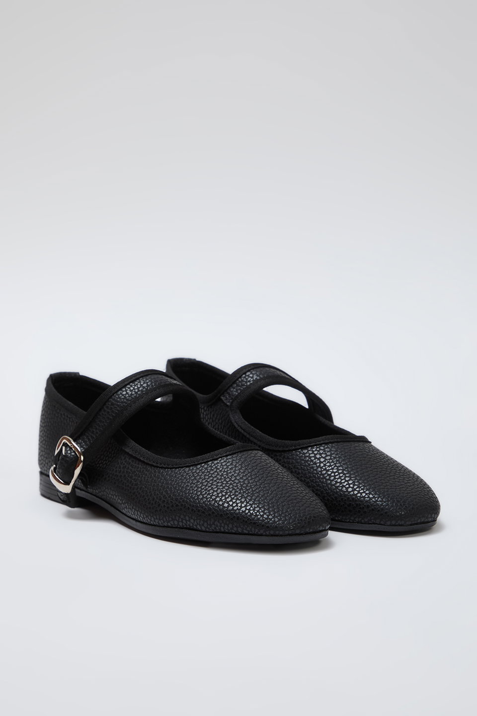 Textured Mary Jane Buckled Women's Almond Toe Ballerinas TAXSS25BE00001
