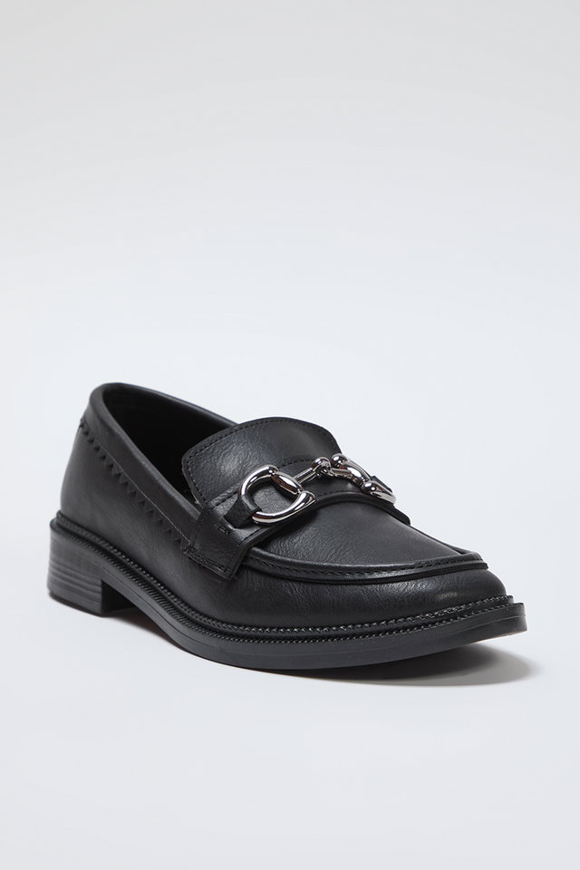 Black - Black Buckle Detail Flat Women's Loafer Shoes TAXSS25LA00002