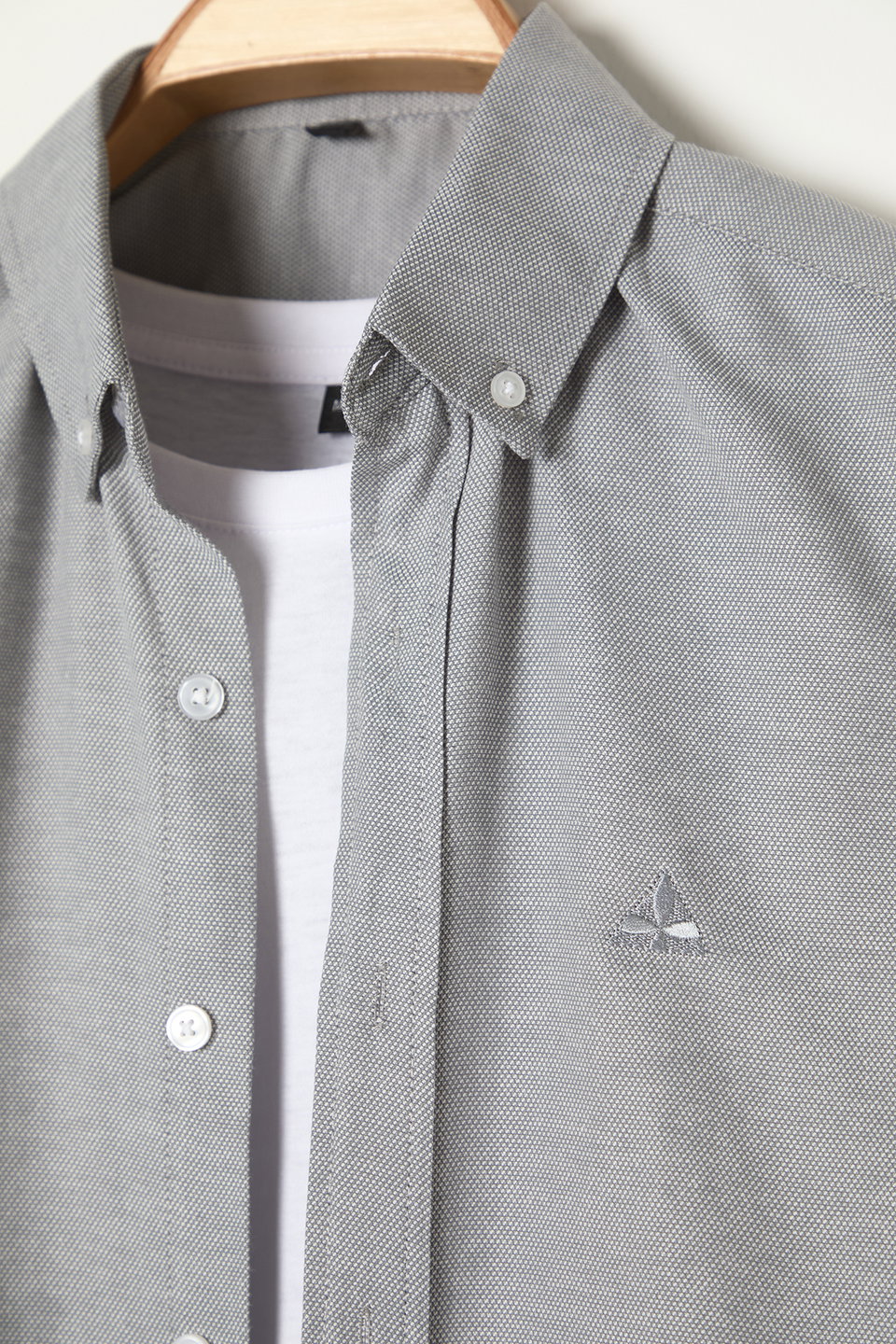 Regular Fit Embroidered Detail Easy Iron Smart Shirt TMNAW24GO00089