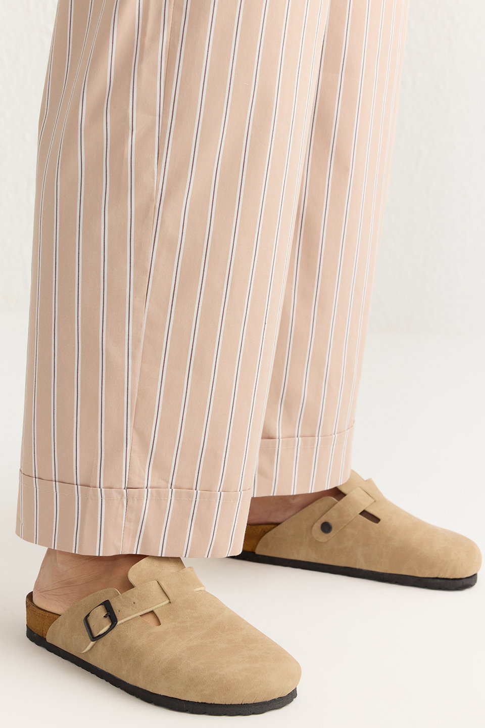 Closed Front Flat Women's Sabo Slippers TAKSS25TE00001