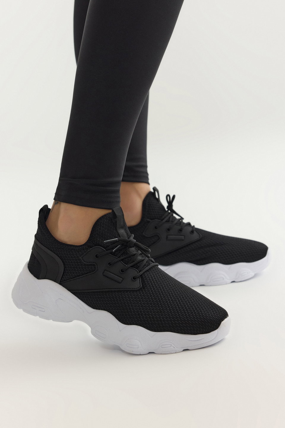 Mesh Detailed Lace-Up Thick Sole Women's Walking Sneakers TAXSS25SN00007