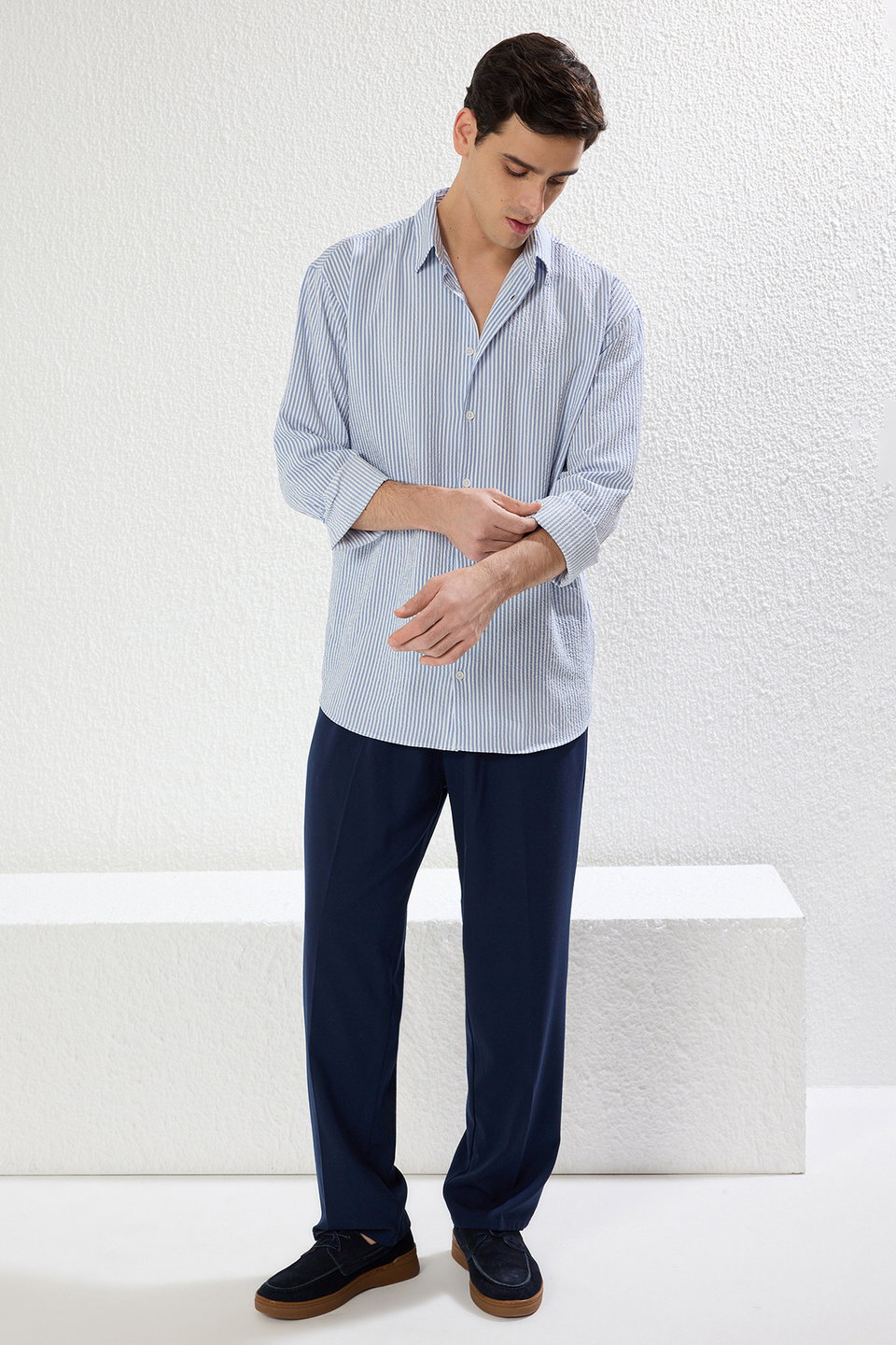 Oversized Striped Seersucker Flexible Comfortable Fabric Knit Shirt TMNSS25GO00024