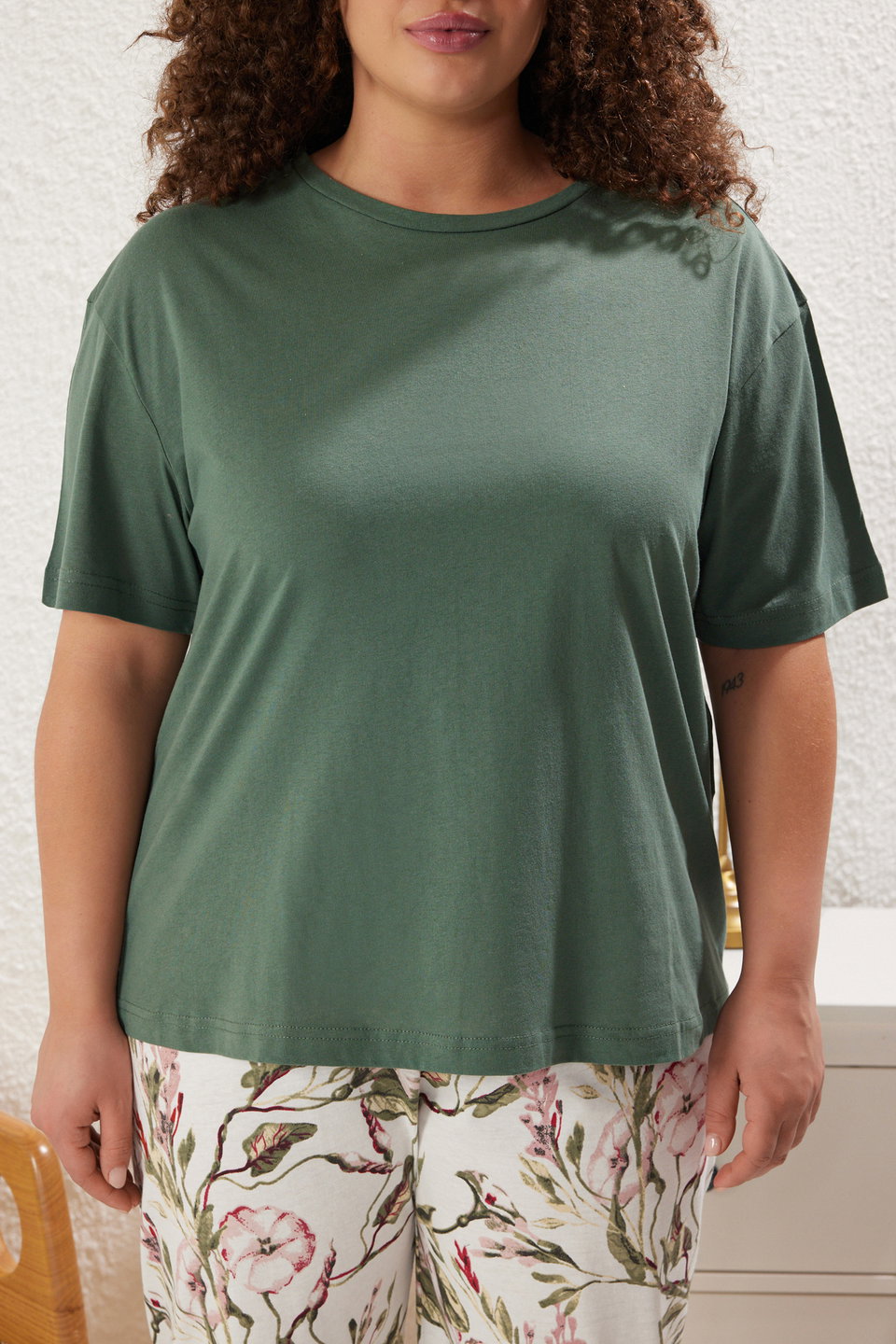 Floral Capri Knitted Pajama Set TBBSS25AI00002