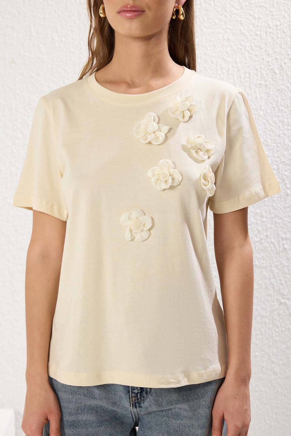 100% Cotton Accessory Flower Detailed Regular/Normal Pattern Knitted T-Shirt TWOSS25TS00026