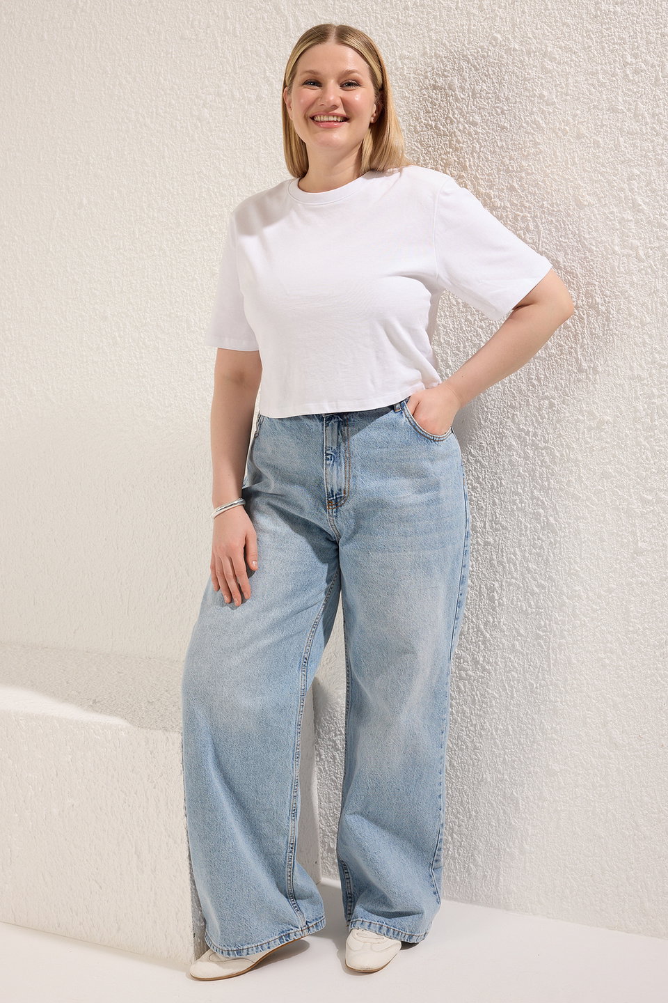 High Waist Wide Leg Plus Size Wide Leg Jeans TBBAW23CJ00020